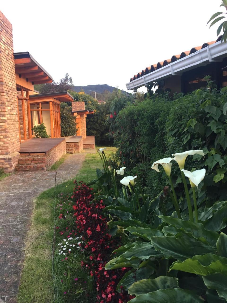 Titue Refugio , Cabanas La Calera Exterior photo